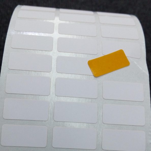 Amber polyimide labels for reflow soldering